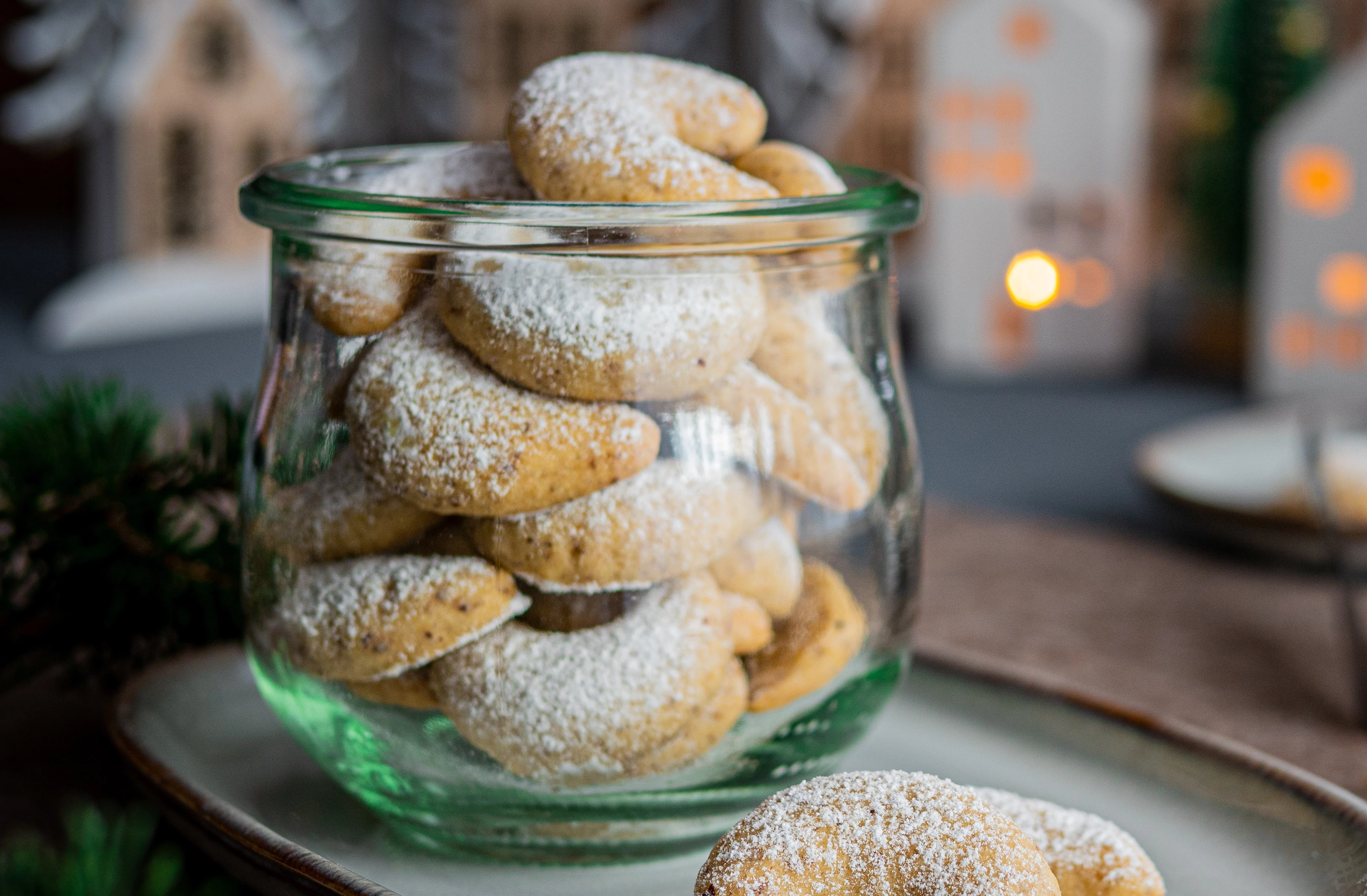 Vanilla crescent cookies